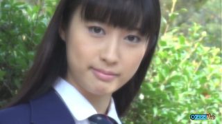 Gadis Asia Manis Menggoda Biarkan Lidahnya Jelajahi Kemaluannya Di Ruang Ganti Sebelum Melayani Nafsu Birahinya