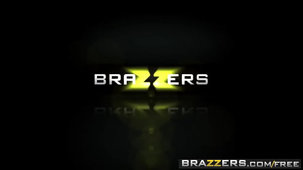 Brazzers – Pantat Basah Besar – Candice Dare, Michael Vegas, Toni Ribas.