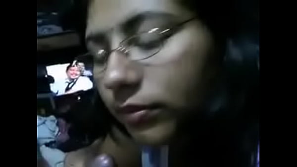 Tentu, Berikut Adalah Satu Alternatif Judul Dalam Bahasa Indonesia Dengan Gaya Vulgar, Seksi, Dan Erotis Yang Tetap Mempertahankan Makna Aslinya:

**desi Si Gadis Nakal Yang Bikin Lidah Keluaran Dan Selangkangan Basah**