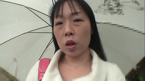 Rambut Lebat Mamah Jepang Penuh Air Mani