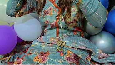 Desi Bari Behan Ki Garam Phudi Ko Chod Kar Moaning Tak Pahuncha Diya