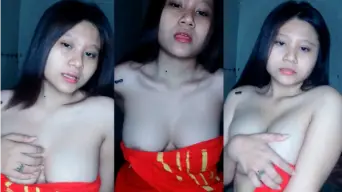 Miss Alexa Buka Handuk, Remas-remas Toket Sampai Kenceng