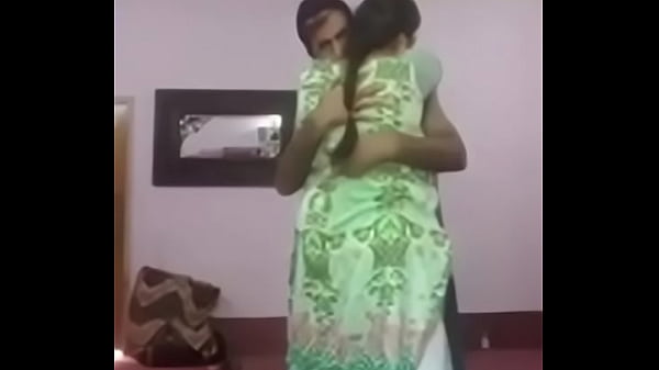 Pasangan Desi Lagi Main-main Di Kamar Tidur, Nafsu Menggebu-gebu.