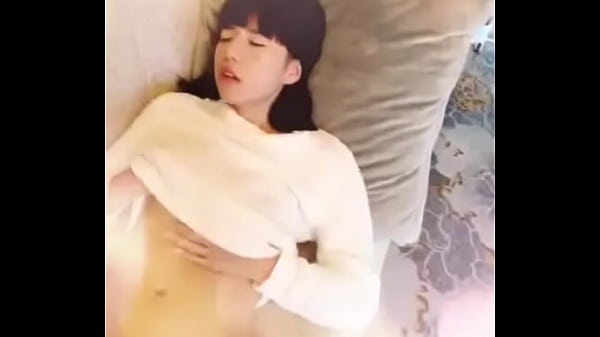 Cewek China Imut Banget Pamerin Tubuh Telanjangnya Yang Bikin Ngiler