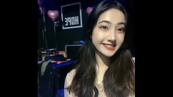 Tontonan Montok Model-model Seksi Tiongkok Bikin Meleleh!