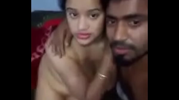 Cewek India Siap Digoyang, Minta Digebukin Pelan-pelan.