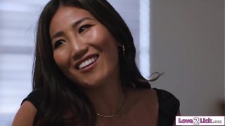 Kamu Mau Bikin Kenangan Lesbian Terakhir Di Kamar Lamamu Yang Bikin Basah?