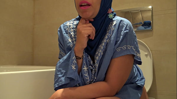 Memek Bulu Lebat Cewek Arab Tua Bugil Ngocok Sambil Pipis