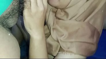 Istri Teman Minta Digenjot, Jago Jilmek Siapin Kontol