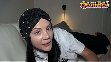 Ngentot Seru Bareng Kakak Tiri Berhijab Turki, Elnaz Bikin Meringis