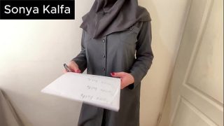 Sekretaris Berhijab Digebuk Di Rumah Bos