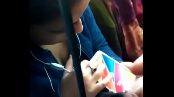 Desi Bhabhi, Badan Basah Keringetan, Siap Digaruk