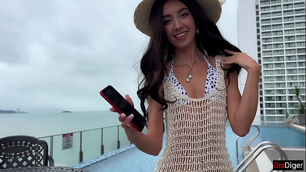 Libas Pake Kontol Putih Rusia, Blanca Spanyol Sange Pengen Dicoba Pas Liburan