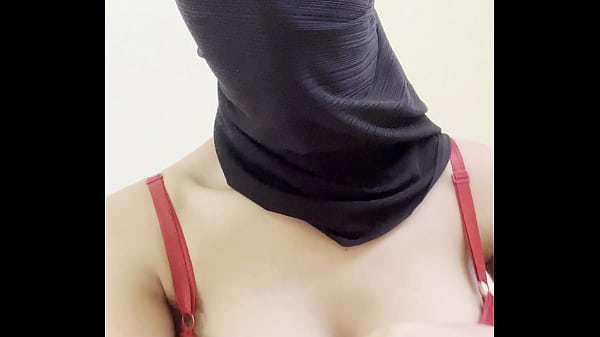 Gadis Hijab Arab Pakai Niqab Godain Tete Gede Bundar Montok Sempurna