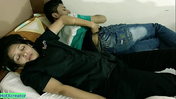 Ngeseks Bareng Abang Tiri! Ngegas Hot Banget Pake Suara Hindi Bikin Makin Basah.