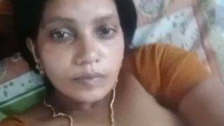 Dada Montok Besar Mallu Aunty Yang Bikin Ngiler