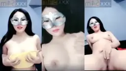 Jena Yasmin Live Coli Sambil Remas-remas Tete Montok
