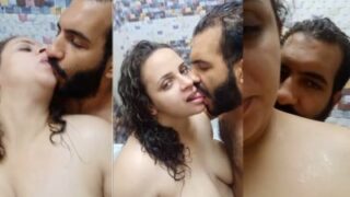Video Panas Devar Bhabhi Lagi Mandi, Crot Di Kamar Mandi