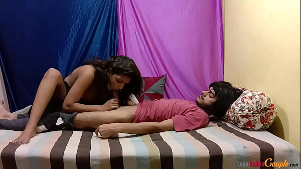 Desi Istri Tetangga Digoyang Suami Di Kamar, Rekaman Mms Bikin Makin Panas