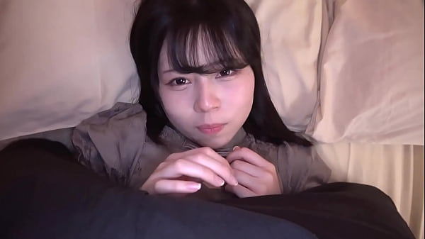 慈善活動：給夢想當偶像的妹子注入夢想和精子！中國巨臀妹子太騷，狂插到內射！もも(20歲)