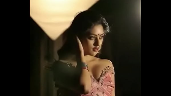 Foto Panas Ala India Bikin Ngiler, Body Seksi Menggoda Banget.