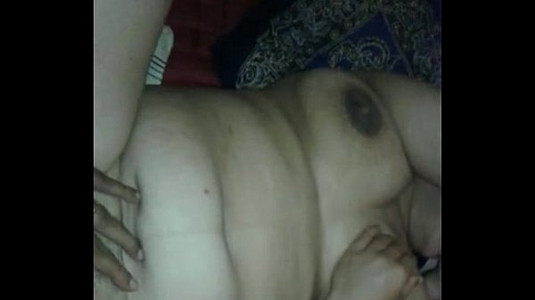 Mami Indonesia, Pussy Gemuk Basah Kena Kontol Gede