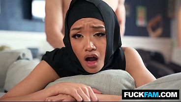Gadis Hijab Kena Guncang Budaya Barat, Jade Kimiko Digoyang Parker Ambrose Sampai Lupa Diri