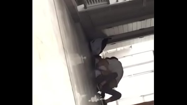 华师走廊干到腿软，湿得一塌糊涂