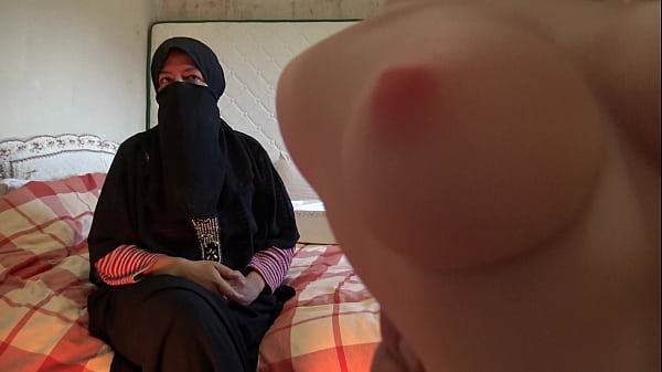 Istri Arab Maroko Di Nador Ngajarin Anak Tiri Cara Ngewe Boneka Sex Tantaly