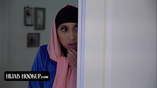 Pelajar Hijab Cantik Dan Montok Dibanting Habis Oleh Guru Nakal Sampai Meringis Kejang
