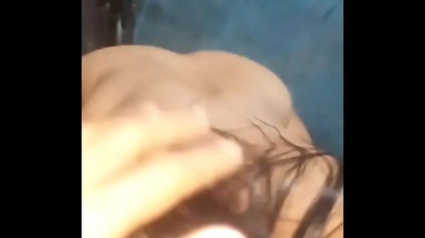 Bokep Indonesia Lagi Beruntung Dapat Ngewe Cewek Mulus, Mulus Banget Sampai Ngenyangin