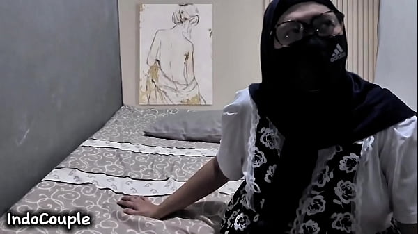 Istri Montok Indo Lagi Nikmatin Kontol Di Pantat Sama Selingkuhan Rahasianya