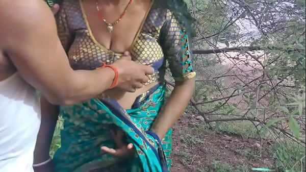 Desi Santhali Bhabhi Lagi Ngewe Di Luar, Basah Kena Angin.