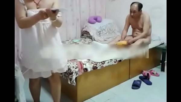 Cewek China Lagi Ngajak Cowoknya Ke Hotel, Siap-siap Main Panas Di Ranjang.