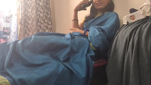 प्यारी भाभी ने अपने सौतेले भाई के साथ जमकर सेक्स किया
